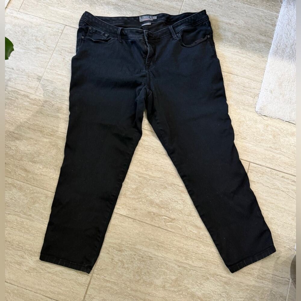 Torrid black denim jeans Sz 20S